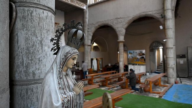 pria spanyol bangun katedral megah sendirian selama 60 tahun 7 169 Kilas Totabuan